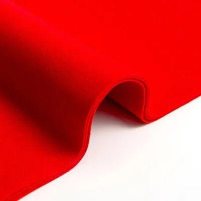 Immagine prodotto di Feltro artigianale italiano rosso, grande foglio 190 x 100 cm