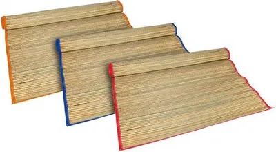 Imagen del producto de Uniqoos® Esterilla de paja de arroz, 60 x 180 cm – Color surtido (Rojo, Verde, Azul)