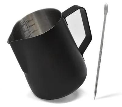 Produktbild von Milchschäumkanne Milchaufschäumer Milchkännchen - 600 ml - Edelstahl - Mit Latte-Art-Stift - Schwarz