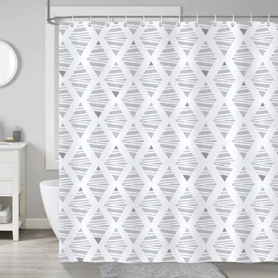 Produktbild von Duschvorhang 180 x 180 cm, weiß und grau, moderner geometrischer Duschvorhang, schimmelresistent, wasserdichter Polyester-Badezimmervorhang mit 12 Duschvorhangringen