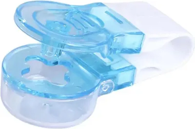 Image de Jumada's - Presse-pilules et presse-médicaments - Bleu/Transparent - 8 x 3,7 x 2,5 cm