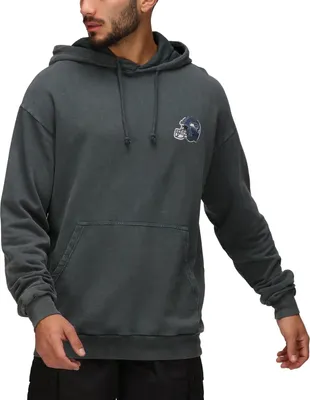 Produktbild von Seattle Seahawks - NFL - Helmet Pocket Print Hoodie by Recovered, Washed Black, Size: L