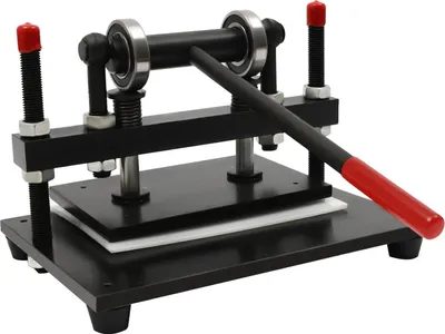 Immagine prodotto di Macchina per punzonare e tagliare la pelle - Pressa manuale - Forza di pressatura 2 t (≈2000 kg) - Piastra 26×16 cm - Spessore del materiale 0–100 mm - Alimentazione 31 cm - Nero