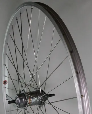 Produktbild von HR-Laufrad 28" ALU 19-622  silber 3 Gang Nexus Shimano Kastenfelge Nirospeichen