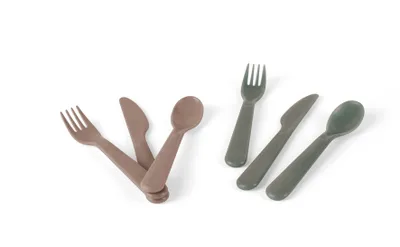 Produktbild von Dantoy Besteckset -Kunststoff Baby Essgeschirr mokka olivgrün 6-teilig