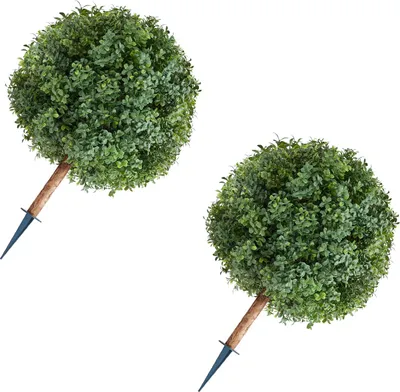 Obrázek produktu pro SucceBuy Umělá topiary zimostrázová koule se zemním bodcem, sada 2 umělých rostlin 686 mm, dekorativní rostlina pro vnitřní a venkovní prostory, jako je veranda, terasa, zahrada, balkon a dvorek