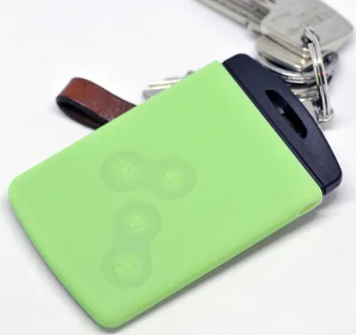 Produktbild von Auto Schlüssel Hülle Silikon Schutz Cover Fluoreszierend Grün kompatibel mit Renault Captur Clio Grand Scenic ZOE Schlüsselkarte 4 Tasten KEYLESS SMARTKEY
