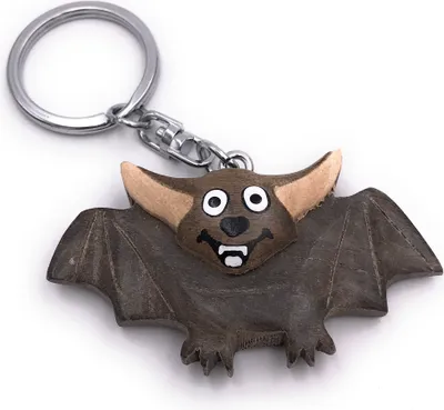Produktbild von Onwomania Schlüsselanhänger aus Holz Fledermaus fliegend Tier Säugetier Vampir Halloween Anhänger Charm