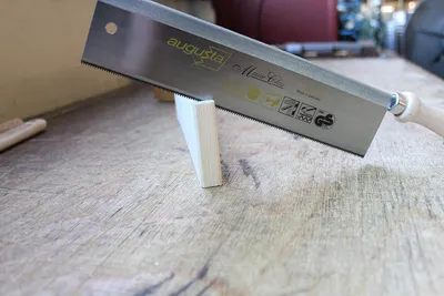 Obrázek produktu pro Augusta  jemná pila, 250 mm pro úhlové řezy v dřevěných tyčích a lištách