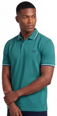 Produktbild von Poloshirt 2-Knopf-Piqué Fred Perry grün 100% Baumwolle