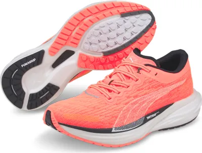 Produktbild von Puma Deviate Nitro 2 Laufschuhe Damen coral schwarz weiß Gr 36