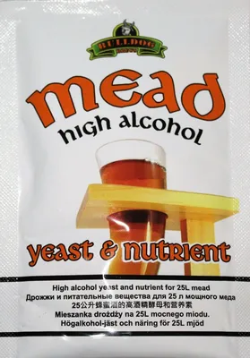 Produktbild von HUGBERT Bulldog Weinhefe, Honigwein Hefe, Mead Hefe + Nährstoff auf 25L Alkohol Gärhefe Brennhefe, Wein, 1 Stück
