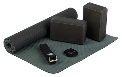 Imagen del producto de Kit de iniciación para yoga, que incluye una esterilla, bloques y una banda