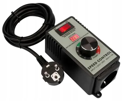 Produktbild von Motor-Drehzahlregler - AC-Motorregler - Eingang 200–240 V - Einstellbar 30–250 V - 15 A - 2500 W Dauerleistung/2000 W Spitzenleistung - LED-Anzeige