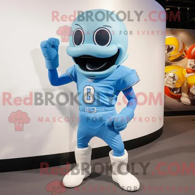 Produktbild von Maskottchen REDBROKOLY mit himmelblauem American-Football-Helm bekleidet mit einem Henley-Shirt und Fußpolstern