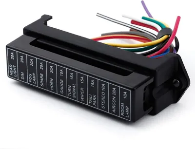 Imagen del producto de Caja de fusibles para circuito de 12 vías, 32V DC, para remolques y automóviles, con porta fusibles tipo cuchilla ATC/ATO, con 2 entradas y 12 salidas, incluye cableado