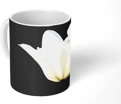Produktbild von MuchoWow® Tasse Kaffeetasse Kaffeebecher 350 ml Weiße Tulpe Teetasse - Fototasse - Becher - Keramikbecher - Teebecher - Kaffeetasse - Bürotasse