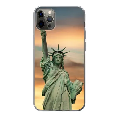 Produktbild von MuchoWow® Handyhülle Schutzhülle Hülle für iPhone 13 Pro Max New York - Freiheitsstatue - Sonnenuntergang Silikon Softcase Handy Hülle - Mobiltelefon