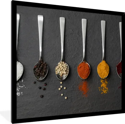 Produktbild von MuchoWow® Gerahmtes Poster Gewürze - Löffel - Tisch - Rustikal - Gewürze 40x40 cm - Poster mit Schwarzem Bilderrahmen Wandposter Rahmen Foto Bilder - Mit Rahmen - Wanddekoration Schlafzimmer