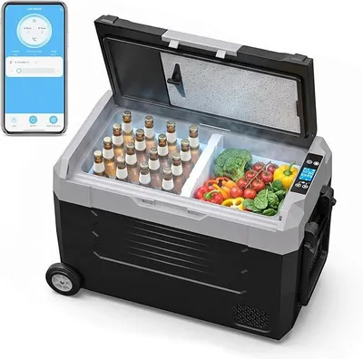 Obrázok produktu pre 45-litrová kompresorová chladnička s aplikáciou cez Bluetooth, s dvoma oddelenými zónami (-20°C až +20°C), elektrická, určená pre 12V/24V/230V – s kolieskami, deliacou priehradkou a krájacou doskou – ideálna na kempovanie, do auta, nákladného vozidla alebo karavanu