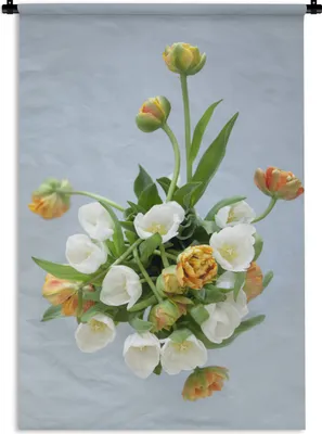 Produktbild von MuchoWow® Wandteppich Wandbehang Weiße und orangefarbene Tulpen weißer Hintergrund 90x135 cm Tapisserie Dekoration Wandtuch - Baumwolle - Wandskulptur