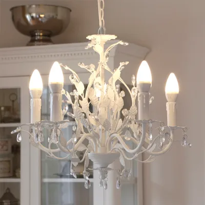 Produktbild von 5-armiger Kronleuchter LEAVES weiß mit Blättern und Kristallen D50cm Landhausstil