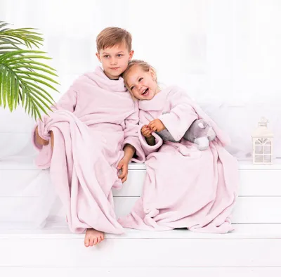 Produktbild von Ärmeldecke Lazykids für Kinder - Kuscheldecke mit Ärmeln, Farbe:Powderpink