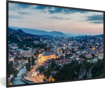 Produktbild von MuchoWow® Gerahmtes Poster Stadtbild von Sarajevo in Bosnien und Herzegowina 90x60 cm - Poster mit Schwarzem Bilderrahmen Wandposter Rahmen Foto Bilder - Fotorahmen - Foto-Plakat