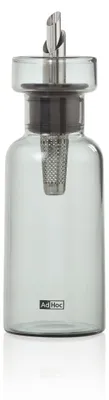 Obrázok produktu pre Dávkovač oleja/octa AromaPour od spoločnosti AdHoc, vybavený systémom AdHoc PreciseFlow, objem cca 120 ml, sklo sivej farby/nerezová oceľ/silikón, priemer 5,7 cm, výška 17,5 cm