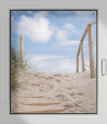 Produktbild von Wallario Lichtschutzbild, Dekorativer Sichtschutz Sonnenschutz 96 x 115 cm mit Motiv: Auf der Holztreppe zum Strand - Verdunklung ohne Bohren