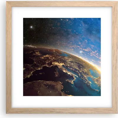 Produktbild von Gerahmtes Poster - Rahmen in heller Eiche - Kosmos Erde - 30x30 cm - Wand Bild - Wanddeko - Wandbilder - Kunstposter - Wandposter - Bilderrahmen - Bilder - Kunstdruck - Wandbild - P2NAC30x30-3809