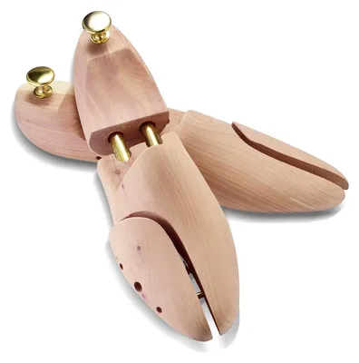 Image de Écarteurs de chaussures de haute qualité en bois de cèdre - 1 paire
