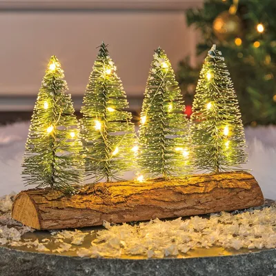 Produktbild von LED-Tannenbäume mit Baumstammfuß – Weihnachtliche Fensterdekoration
