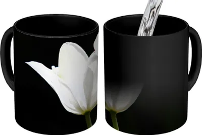 Produktbild von MuchoWow® Zauber Tasse Zaubertasse Magic Weiße Tulpe 350 ml Farbwechsel Becher Geschenk Geschenkidee - Magic-Tasse - Fototasse - Keramiktassen - Bilder - Tasse Kaffee - Getränkbecher - Kaffetassen