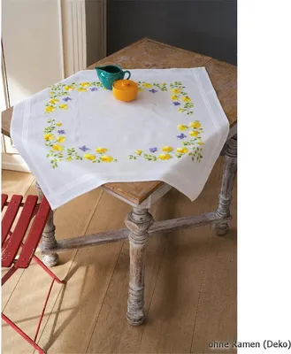 Image de Vervaco - Nappe imprimée « Fleurs de printemps », motif de broderie dessiné