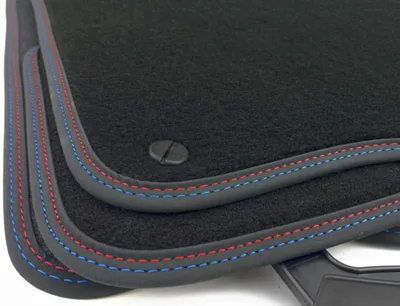 Productafbeelding van Velours vloermatten voor BMW 3-serie E46 M3 met dubbele rood-blauwe naad, hoogwaardige autotapijtset, 4-delig