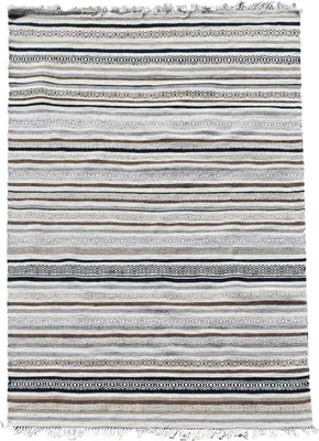 Image de Tapis kilim en laine fait main avec motifs géométriques