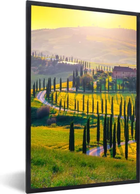 Produktbild von MuchoWow® Gerahmtes Poster Gras - Sonne - Hügel - Landschaft 60x90 cm - Poster mit Schwarzem Bilderrahmen Wandposter Rahmen Foto Bilder - Kunst
