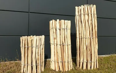 Obrázok produktu pre Plotové latky 90 cm x 5 m / vzdialenosť medzi latkami 3–4 cm   Záhradný plot Plotové latky Drevený plot Plot z masívneho lieskového dreva