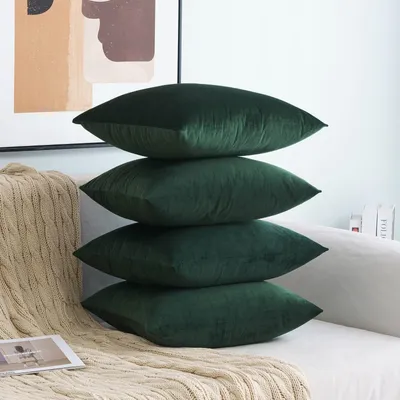 Produktbild von Solidchoice – Set aus 4 dunkelgrünen Samtkissenbezügen, 45 x 45 cm