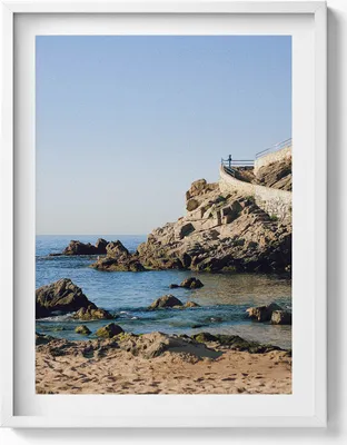 Produktbild von Strand an der Costa Brava– Wandbild mit Rahmen – Gerahmtes Bild  – Wanddekoration – 60x80 cm –  Weiß Rahmen