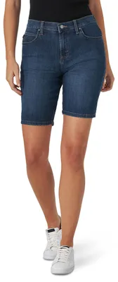 Productafbeelding van Lee Damen Bermuda met relaxte pasvorm. Model: Adventure, relaxte pasvorm. Pasvorm: [Hier zou de specifieke pasvorm vermeld moeten worden, bijvoorbeeld "normaal", "ruim", etc.]