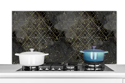 Obrázok produktu pre KitchenYeah® Kuchynský splashback - Kuchynský splashback - Ochrana steny sporáka a drezu - Mramor - Čierna - Zlatá - Geometria 120x60 - Alu-Dibond (alternatíva skleneného splashbacku) - Tepelne odolný - H
