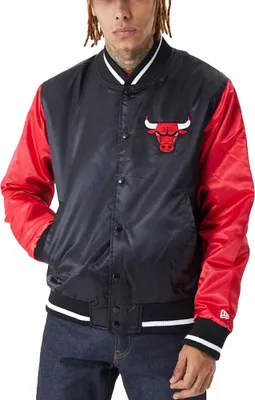 Produktbild von New Era Satin Bomber Jacke - NBA Chicago Bulls - S