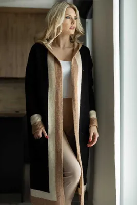 Produktbild von PeeKaBoo Strickjacke für Damen mit Kapuze und kontrastierend lemem Flusskrebs schwarz universell