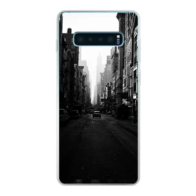 Produktbild von MuchoWow® Handyhülle Schutzhülle Hülle für Samsung Galaxy S10 Lite Autofahrt durch eine ruhige Straße in New York in schwarz-weiß Silikon Softcase Handy Hülle - Schutz