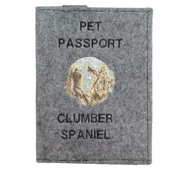 Productafbeelding van Art-Dog Documentenhoes – Clumber Spaniel – met borduurwerk