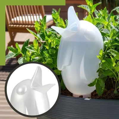 Produktbild von Scheurich Wasserspender Bördy XXL |2er Set Transparent/Grün | 1000 ml Füllmenge | Bewässerungskugel klein mit Ton Fuß | Wasserspender Pflanzen und Blumen Terrakotta Stiel