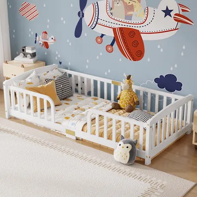 Immagine prodotto di Letto a terra Montessori FAVSH, 90x200 cm, in legno massello, con protezioni laterali e struttura centrale