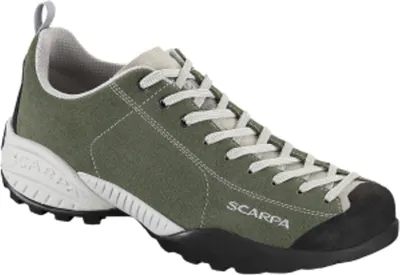 Grüne Lifestyle-Schuhe für Damen von Scarpa mit weißer Schnürung und schwarzer Sohle.